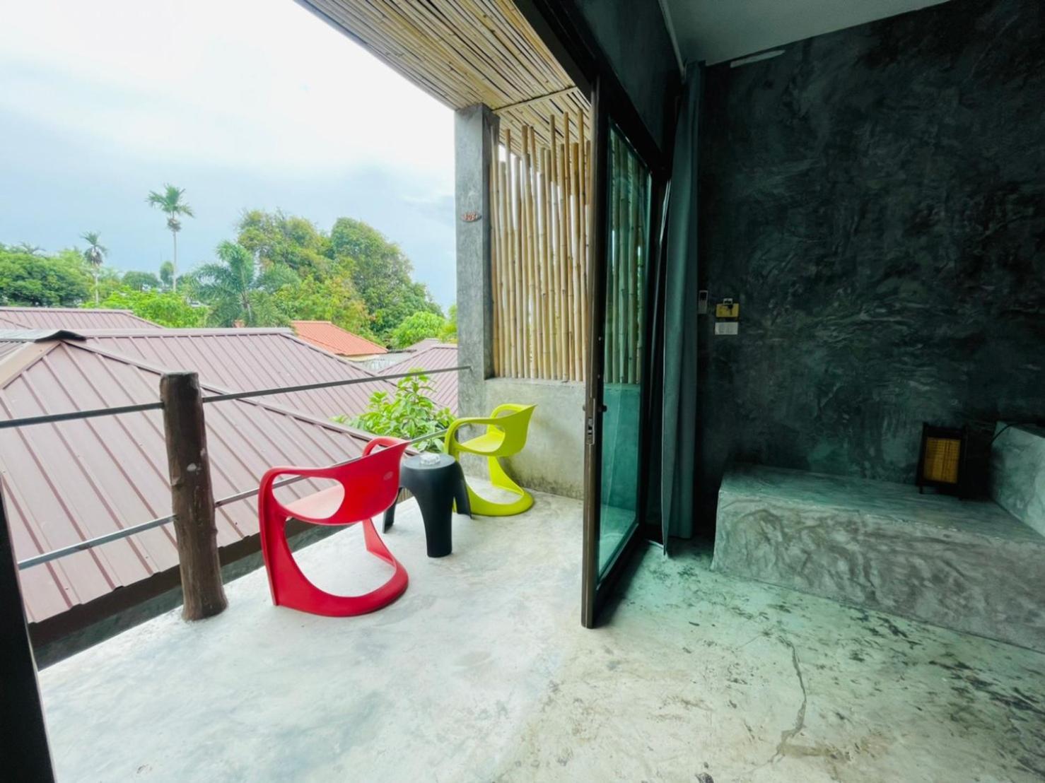 The Sea Resort Haad Rin Quarto foto